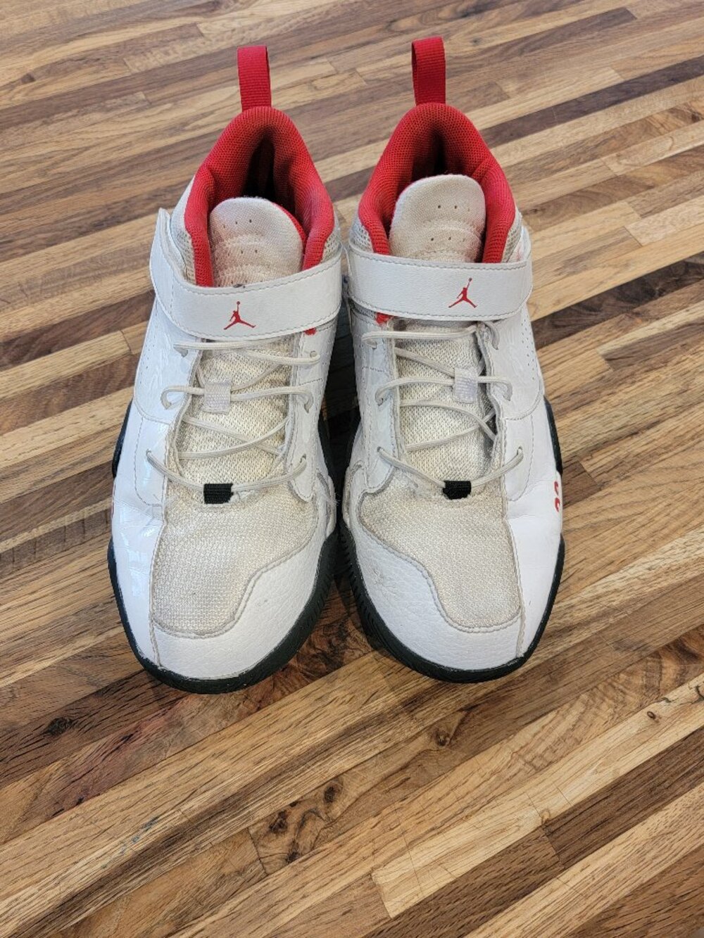 Jordan Stay Loyal 2 High Top Sneakers DQ8399-106 date code 10/12/22